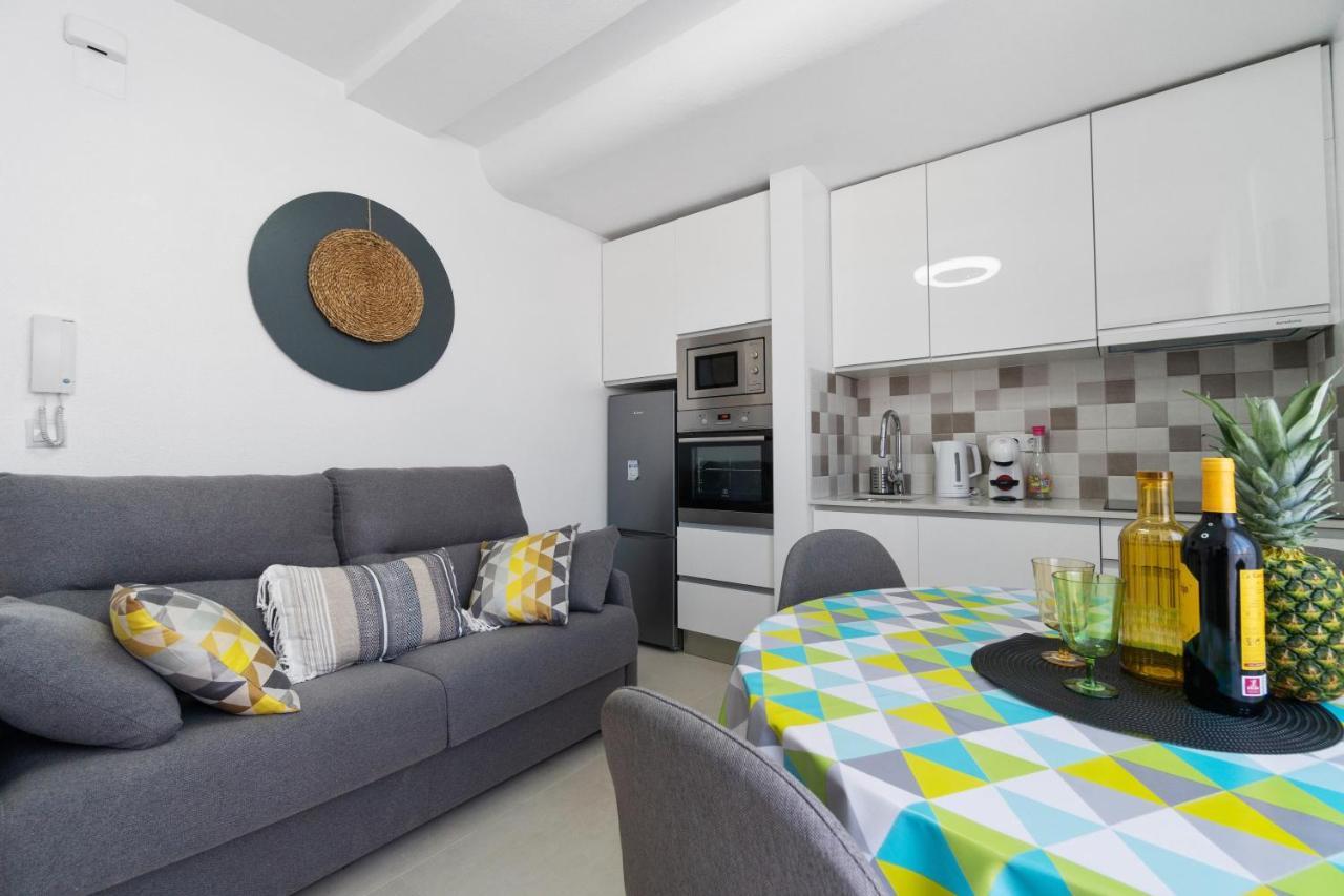 Amarillo Soleado Apartment Torrevieja Bagian luar foto